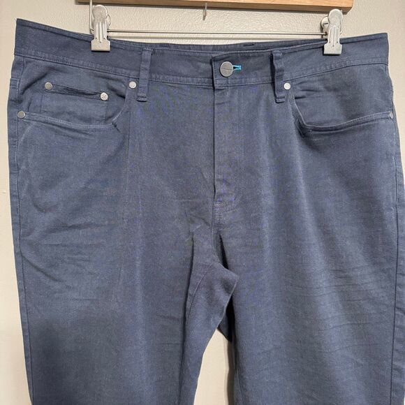 J. Hilburn navy casual men’s pants size 37x33 - Picture 3 of 7